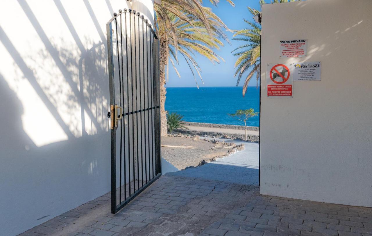 Luxury Estudio En Playa Roca A Primera Linea Del Mar Costa Teguise Buitenkant foto
