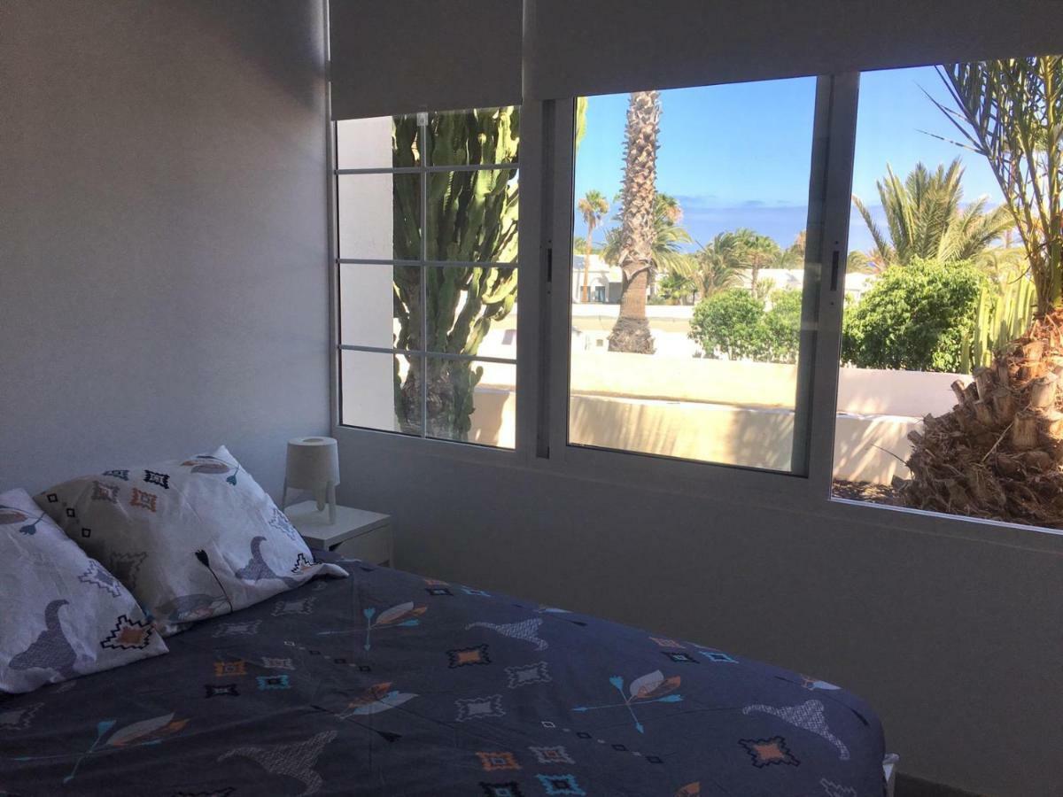 Luxury Estudio En Playa Roca A Primera Linea Del Mar Costa Teguise Buitenkant foto