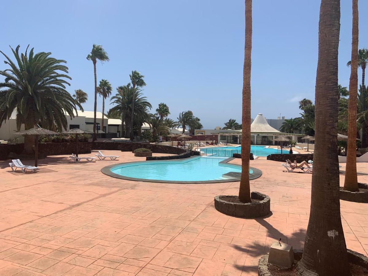 Luxury Estudio En Playa Roca A Primera Linea Del Mar Costa Teguise Buitenkant foto